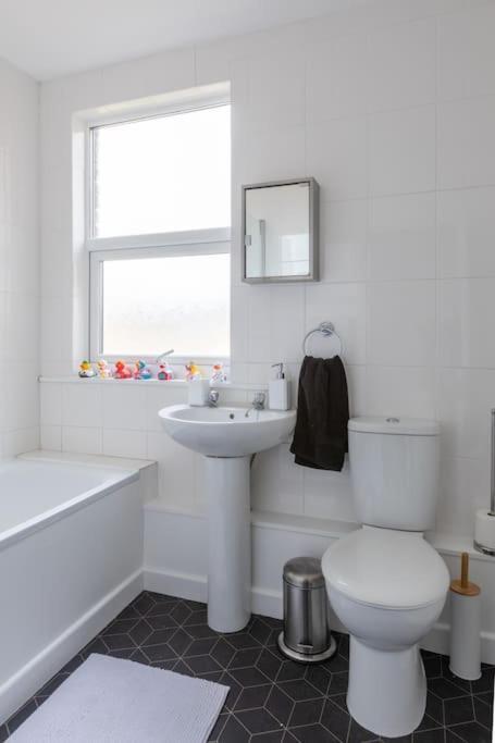 Large Two Bedroom In Cliftonville Margate